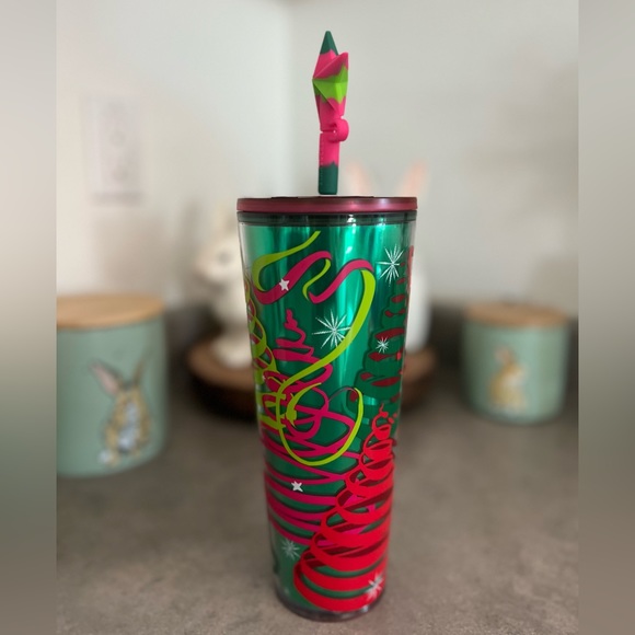 ⭐️ Starbucks 2023 Holiday Edition  Ribbons & Trees  silicon Star straw topper 🎄 - Picture 3 of 6